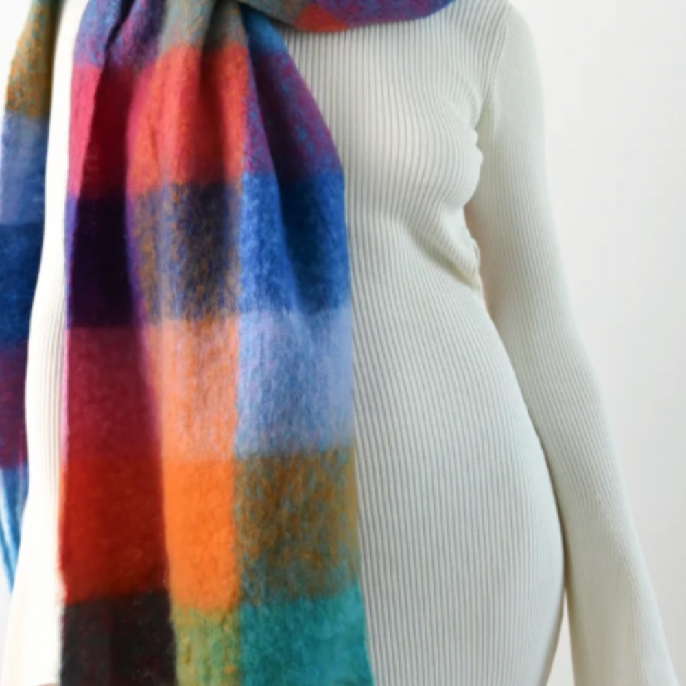 Yllw the Label Oversized Blanket Scarf